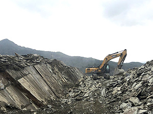 black slate stone quarry